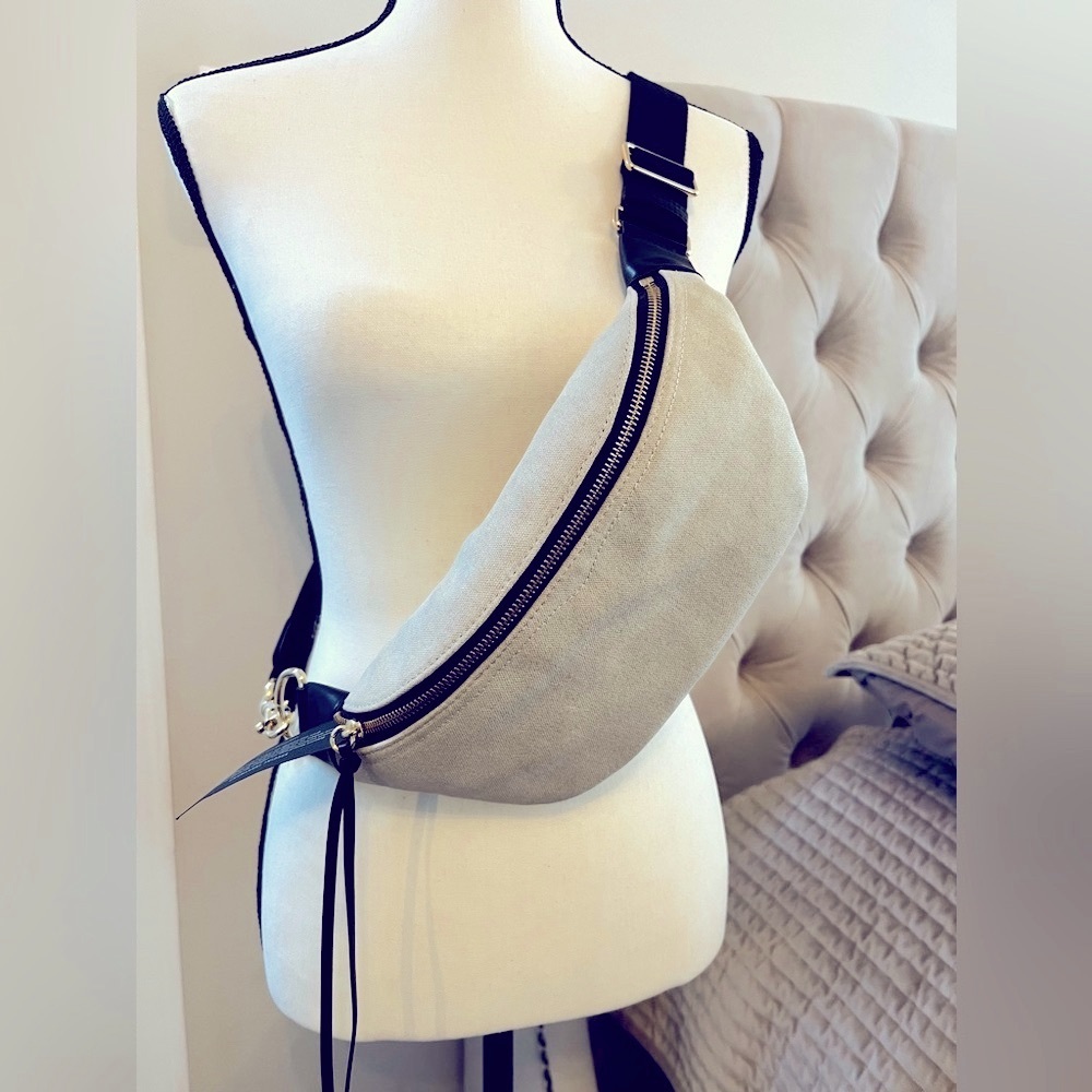 NWT Bree Belt Bag